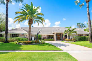 15540 Meadow Wood Drive, Wellington, FL 33414 Sold 10/30/24