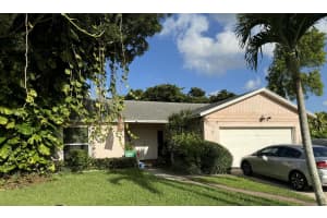 1124 Basswood Place, Wellington, FL 33414 Sold 09/10/24