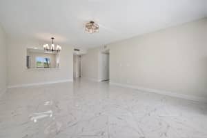 7192 Huntington Lane 305, Delray Beach, FL 33446 Sold 08/09/24
