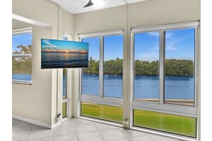 4 Colonial Club Drive 202, Boynton Beach, FL 33435 Sold 08/16/24