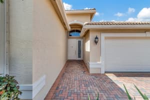 9840 Chantilly Point Lane, Lake Worth, FL 33467 Sold 12/18/24