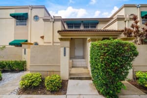 6536 Via Regina, Boca Raton, FL 33433 Sold 09/13/24