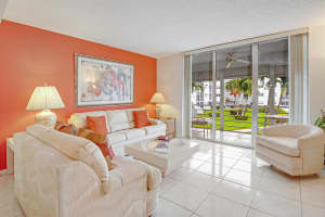 6850 N 10th Avenue N 213, Lake Worth, FL 33467 Sold 12/12/24