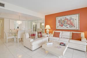 6850 N 10th Avenue N 213, Lake Worth, FL 33467 Sold 12/12/24