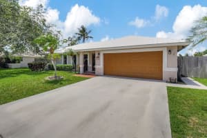 1201 SW 25th Avenue, Boynton Beach, FL 33426 Sold 09/01/24