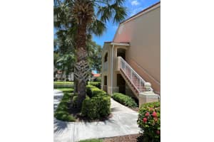 1570 S 42nd Circle 201, Vero Beach, FL 32967 Sold 08/15/24