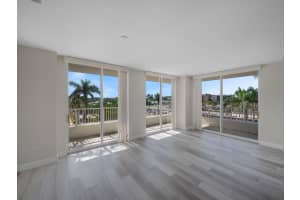 625 Casa Loma Boulevard 302, Boynton Beach, FL 33435 Sold 09/10/24