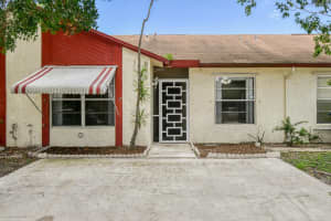 204 Palmetto Court W, Jupiter, FL 33458 Sold 08/22/24