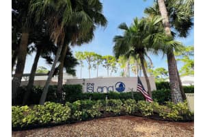 1052 Island Manor Drive, Greenacres, FL 33413 Sold 03/18/25