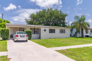 5912 Bimini Circle E, West Palm Beach, FL 33412 Sold 09/30/24