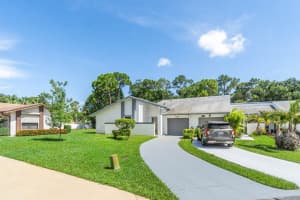 6153 Elsinore Circle, Greenacres, FL 33463 Sold 09/13/24