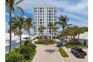 10072 S Ocean Drive 4, Jensen Beach, FL 34957 Sold 02/13/25