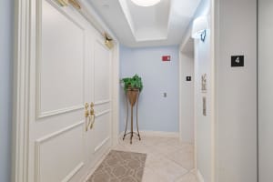 10072 S Ocean Drive 4, Jensen Beach, FL 34957 Sold 02/13/25