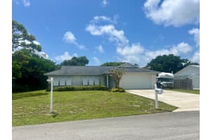 2704 Park Drive, Lake Worth, FL 33462 Sold 10/01/24