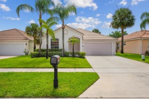 212 Saratoga Boulevard E, Royal Palm Beach, FL 33411 Sold 08/07/24
