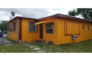 1448 W 31st Street, Riviera Beach, FL 33404 - MLS#R11002814
