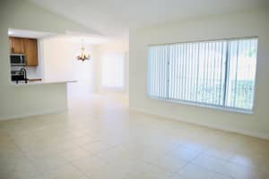 815 W Boynton Beach Boulevard 7-204, Boynton Beach, FL 33426 Sold 09/09/24