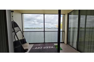 117 Lake Emerald Drive 406, Oakland Park, FL 33309 Sold 11/19/24