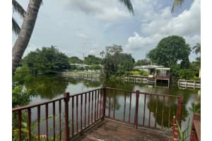 1033 E Shore Drive, West Palm Beach, FL 33406 Sold 11/12/24