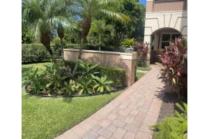181 Isle Verde Way, Palm Beach Gardens, FL 33418 Sold 08/12/24