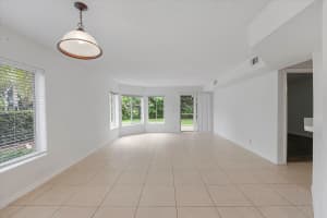 815 W Boynton Beach Boulevard W 13-101, Boynton Beach, FL 33426 Sold 08/30/24