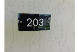 7674 Tahiti Lane 203, Lake Worth, FL 33467 Sold 05/28/25