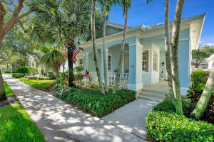 134 Poinciana Drive, Jupiter, FL 33458 Sold 09/30/24