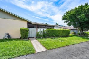 8154 Ambach Way, Hypoluxo, FL 33462 Sold 08/09/24