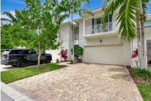 2039 Chelsea Place, Palm Beach Gardens, FL 33418 Sold 10/21/24