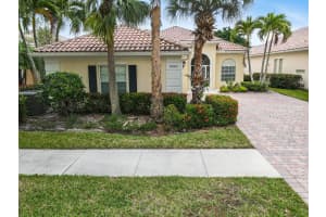 8993 SE Hawks Nest Court, Hobe Sound, FL 33455 Sold 04/11/25