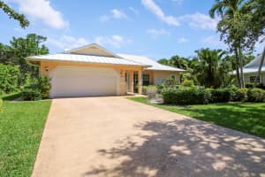 5557 SE Running Oaks Circle, Stuart, FL 34997 Sold 01/16/25