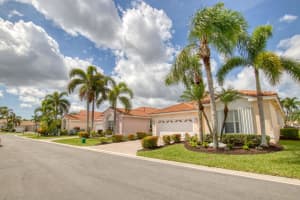 MLS# R11003352, Boynton Beach, Florida 33437