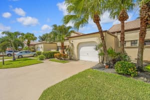 8265 Waterline Drive, Boynton Beach, FL 33472 Sold 09/23/24