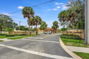 9905 Westwood Drive 32-3, Tamarac, FL 33321 Sold 10/21/24