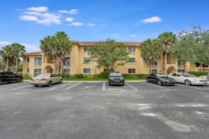 9905 Westwood Drive 32-3, Tamarac, FL 33321 Sold 10/21/24