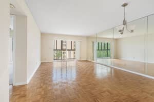 14375 Strathmore Lane 405, Delray Beach, FL 33446 Sold 08/09/24