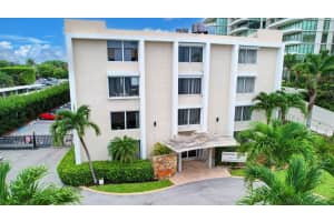 1527 S Flagler Drive 214f, West Palm Beach, FL 33401 Sold 10/08/24