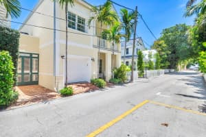 135 Root Trail A, Palm Beach, FL 33480 Sold 02/21/25