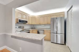 410 Pine Glen Lane B-1, Greenacres, FL 33463 Sold 08/02/24