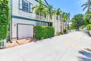 135 Root Trail B, Palm Beach, FL 33480 Sold 04/14/25