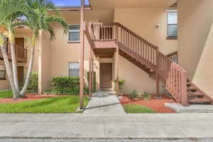 1105 Lakeview Drive E, Royal Palm Beach, FL 33411 Sold 09/23/24