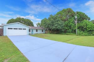 2391 SE Mariola Avenue, Port Saint Lucie, FL 34952 Sold 10/24/24