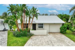 49 Aqua Ra Drive, Jensen Beach, FL 34957 Sold 10/09/24