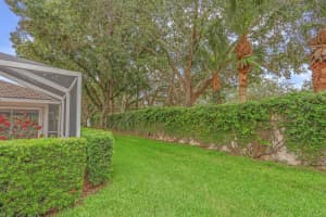 9404 Chapman Oak Court, Palm Beach Gardens, FL 33410 Sold 09/18/24