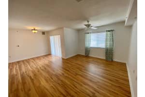 251 SW Palm Drive Drive SW 105, Port Saint Lucie, FL 34986 - MLS#R11004005