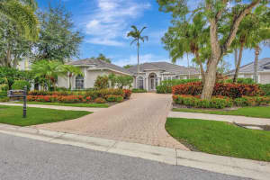 9060 Lakes Boulevard, West Palm Beach, FL 33412 Sold 11/22/24