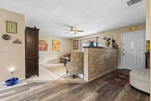 586 SE Maple Terrace, Port Saint Lucie, FL 34953 Sold 09/13/24