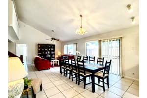 102 Maplecrest Circle, Jupiter, FL 33458 Sold 10/15/24