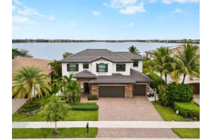 11231 Watercrest Circle W, Parkland, FL 33076 Sold 12/23/24