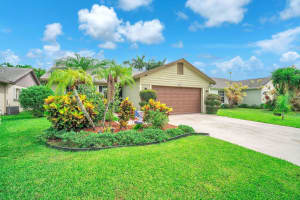 MLS# R11004171, Lake Worth, Florida 33463